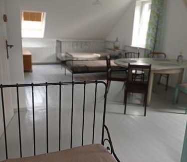 Bystrzyca Kłodzka Casa | Kozy i Róże