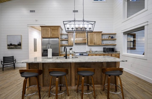 Pickens Cabina | Kozy Nook Cabin/King Suite/Hot Tub
