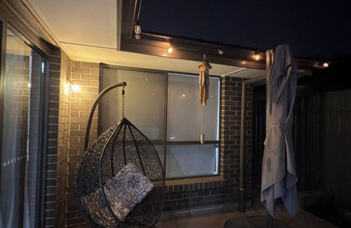 Paralowie Casa | KozyGuru | 3BR Retreat to ADL and Barossa in 40m