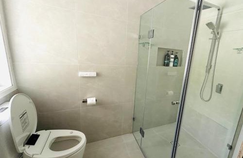 Carlingford Casa | KozyGuru | Carlingford | 3 Beds + Free Parking