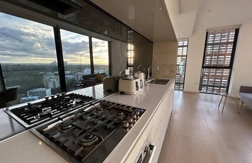 St. Leonards Apartamento | KozyGuru |St Leonards | 1 Bed Best Location and View
