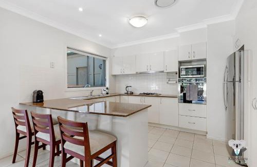 Westleigh Casa | KOZYGURU | Westleigh | Spacious Home with 4 Beds
