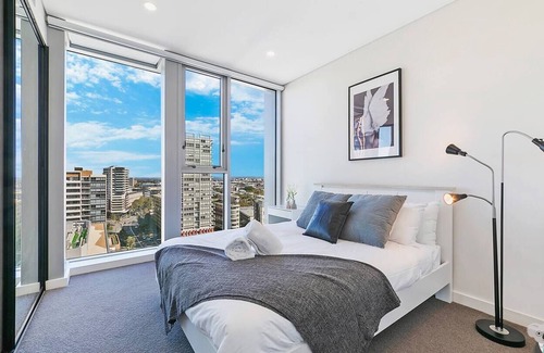 Waterloo Apartamento | KOZYGURU | Zetland | High Level Amazing View | Kozy 2Bed APT + FREE PARKING