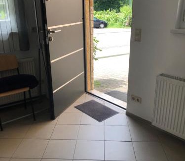 Ittlingen Apartamento | KRAICHGAU # 1-ZKD mit EBK, modern und barrierefrei, Monteurzimmer, SELF-CHECK-IN