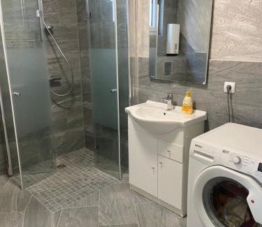 Ittlingen Apartamento | KRAICHGAU # 1-ZKD mit EBK, modern und barrierefrei, Monteurzimmer, SELF-CHECK-IN