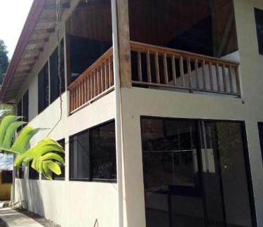 Bahía Drake Hotel | Kraken Haus Reef & Reel Lodge