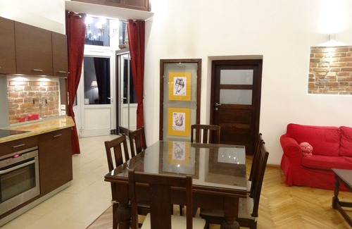 City Centre Apartamento | Cracovia: ALQUILER DE APARTAMENTO EN EL CENTRO DE CRACOVIA CAPITAL HISTÓRICA Y CULTURAL DE POLONIA ALQUILER DE NIZA CRACOVIA