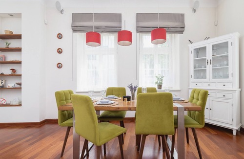 Stare Podgorze Apartamento | Krakow Two-storey Apartment by Renters