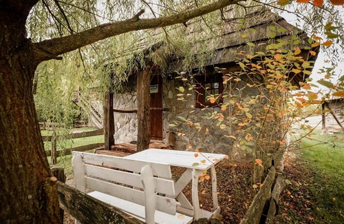 Bosnia Casa | Kraljevsko selo Kotromanićevo - Romantic Double Room
