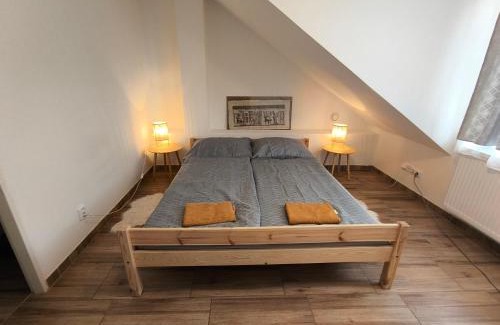 Kraluv Dvur Apartamento | Kralovak