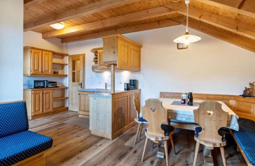 Casola Apartamento | Kranebitterhof Apt Enzian