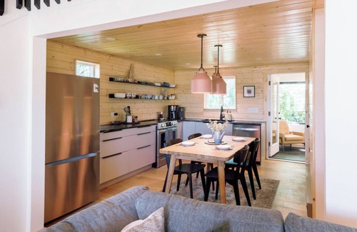 Kremmling Cabina | Kremmling Cabin: Firepit, Pets, Sleeps 8, Trails!