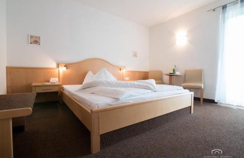 Berg/Monte Cama Y Desayuno | Kreuzstein Bed&Breakfast