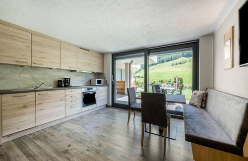 Valle Aurina Apartamento | Apartamento Kreuzkofel con jacuzzi y jardín comunitarios
