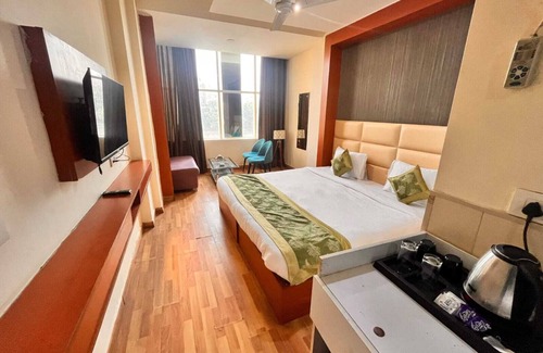 Sushant Lok Casa | Krishna Coddle Executive