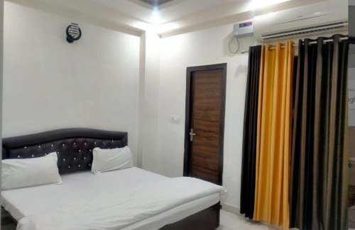 Vrindavan Hotel | Krishna Cottage, Vrindavan