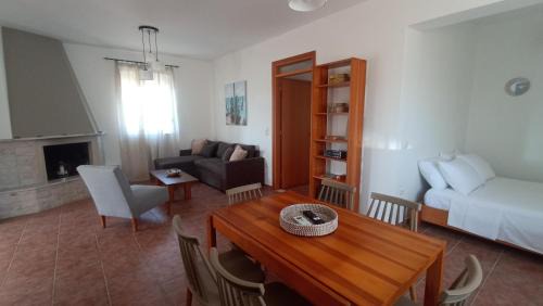 Kattavia Casa | Kristallia - Kattavia surf houses