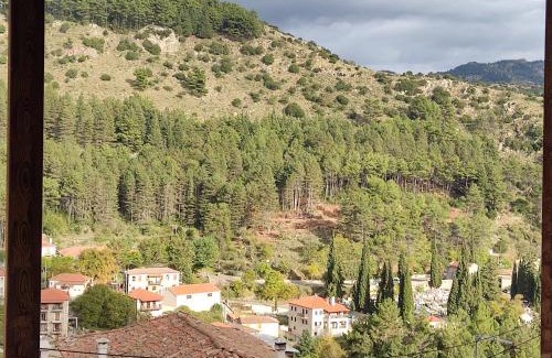 Raftis Apartamento | Kristi's Homes - 'Traditional Home' in Dimitsana
