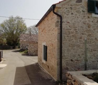 Lozovac Apartamento | Krka Waterfalls Stonehouse Roko