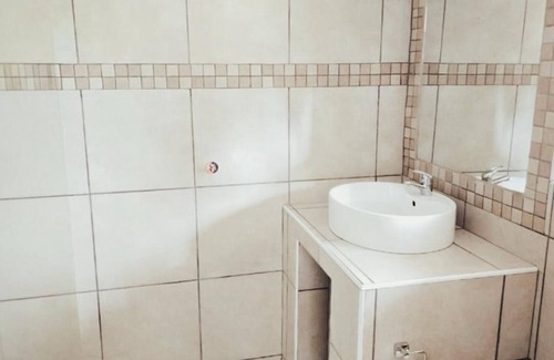 White River Cabina | Kruger Island Resort