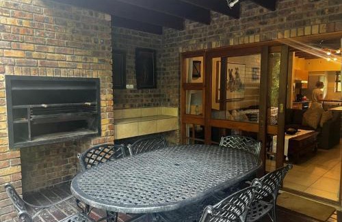 Hazyview Apartamento | Kruger Park Lodge - Modern Unit 225B