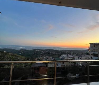 Kruje Apartamento | Kruja sunset near the Castle