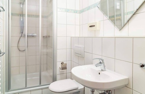 Warnemuende Apartamento | Krusenstern Summary: