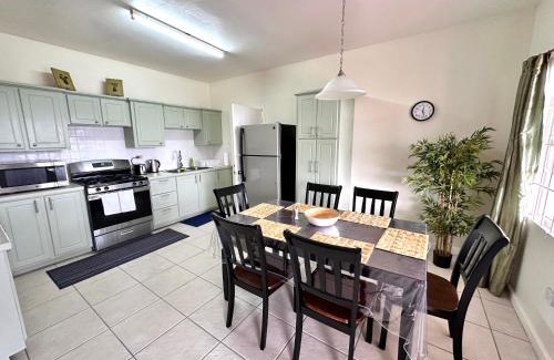 Frigate Bay Apartamento | Krysta's Hideaway