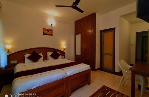 Cherplassery Hotel | KTDC Tamarind, Mannarkkad