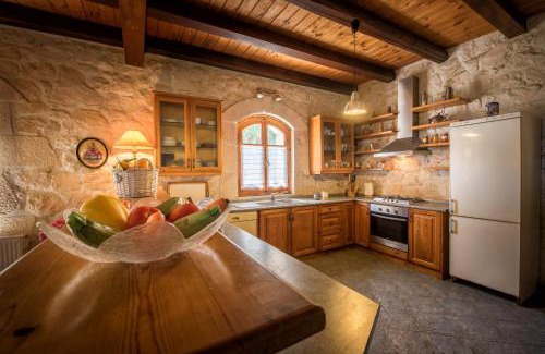 Tragaki Casa | Ktima Dikopoulos - Villa Kirstin