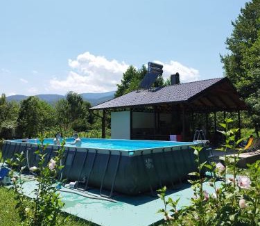 Bihac Cabina | Kuća u šumi - Forest house near National park Una - Air Spa Lohovo