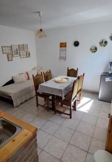Vrhovine Chalet De Esquí | Kuća za odmor "Bobo"