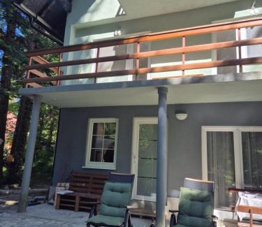 Bosanski Petrovac Apartamento | Kuća za odmor Carpe Diem