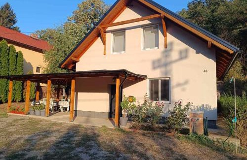 Beocin Casa | Kuća za odmor Kekec Fruška gora