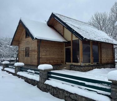 Jasenak Chalet De Esquí | Kuća za odmor Petra