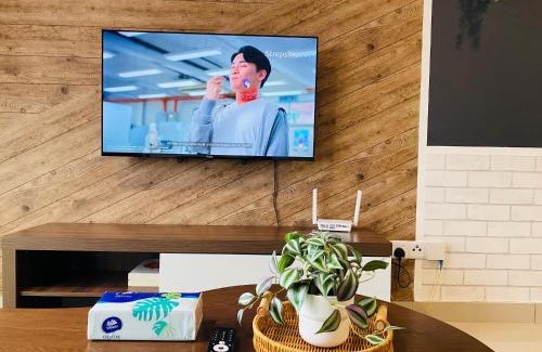 Taman Pertama Apartamento | Kuala Lumpur M Vertica Residence I Big Family Homestay 大家庭适住 I Walking distance to MRT I 马中英文服务 I Malay English Chinese