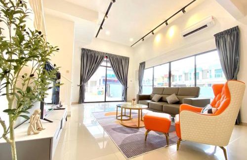 Kuala Selangor Casa | Kuala Selangor Modern Homestay with Pool 20pax