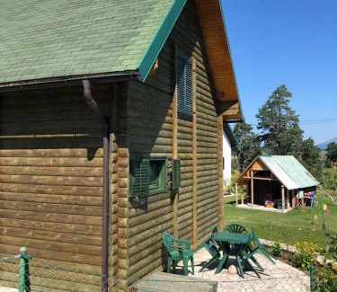 Zabljak Apartamento | Kuca u borju - House in pines