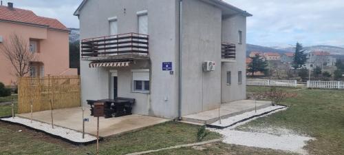 Golubic Casa | Kuca za odmor Jozic