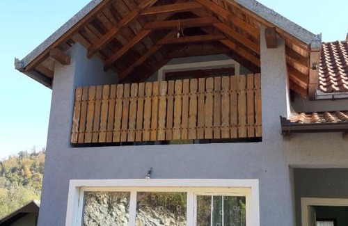 Ljubovija Apartamento | Kuća za odmor na Drini