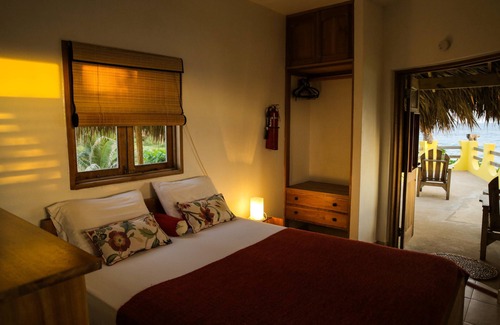Treasure Beach Casa | Kudehya Guesthouse