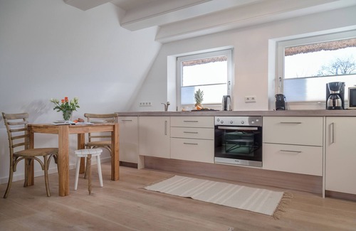 Tinnum Apartamento | Kükeltje - your favorite little retreat under thatch in Tinnum.