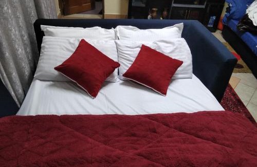 Embu Apartamento | Kukis Place in Embu Airstrip-2 bedrooms with more beds