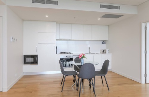 Macquarie Park Apartamento | KULA - Classic Two Bed Apt Macquarie Park