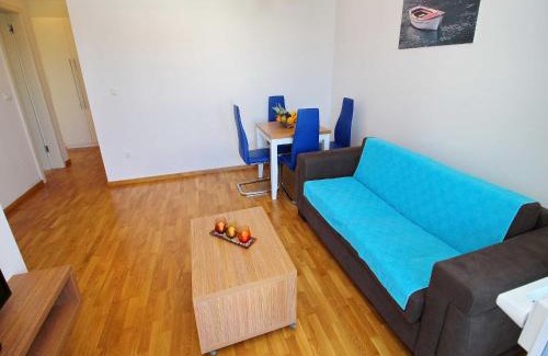 Drace Apartamento | Kula Fancy Apartments - One-Bedroom Apartment with Terrace Ground Floor A1