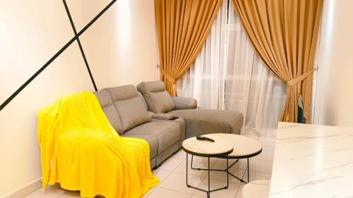 Daerah Kulai Apartamento | Kulai Apartment 3BR-5BR near IOI, Aeon and Senai Airport