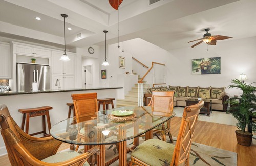 Kulalani Casa | Kulalani Complex: Experience Hawaiian Luxury, Stunning 2-Bedroom Townhouse