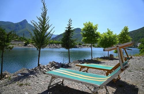 Shkoder County Casa | Kulla e Vjeter (Bar Restaurant, Guesthouse, Parking and Camping)