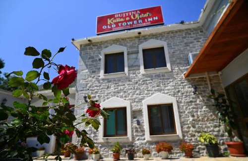 Shkoder County Casa | Kulla e Vjeter (Bar Restaurant, Guesthouse, Parking and Camping)