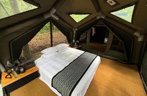 Panama Otro | Kumana Under Canvas